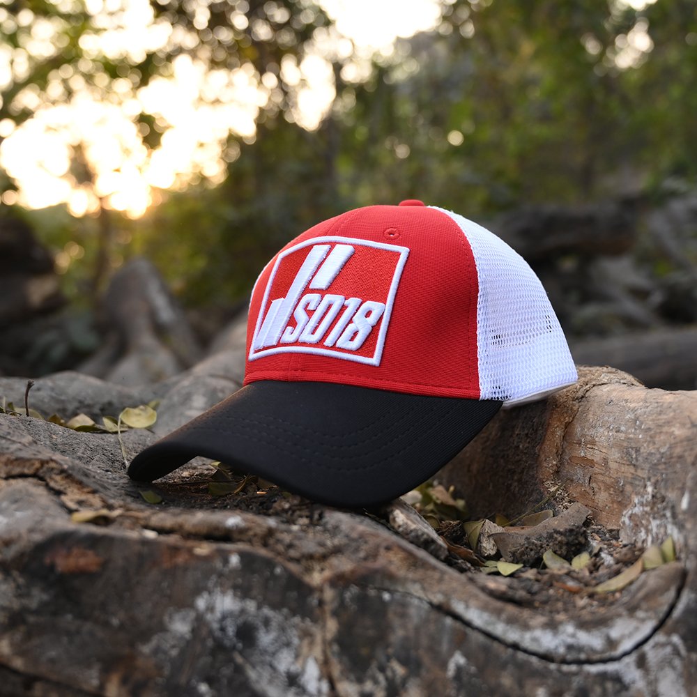 PREMIUM RED/WHITE/BLACK CAP 12498
